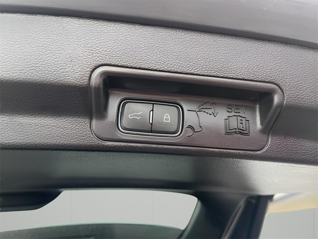 used 2022 Ford Explorer car, priced at $42,988