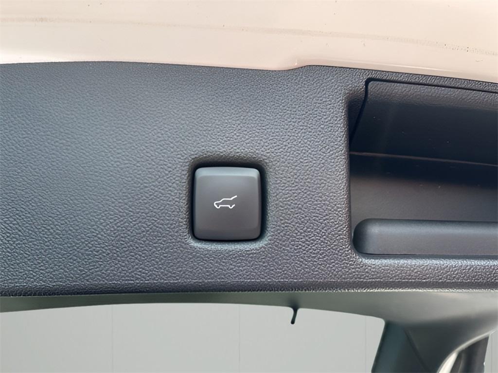 used 2022 Ford Escape car, priced at $27,888