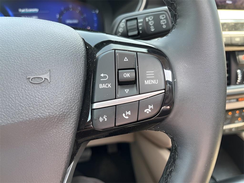 used 2022 Ford Escape car, priced at $23,998