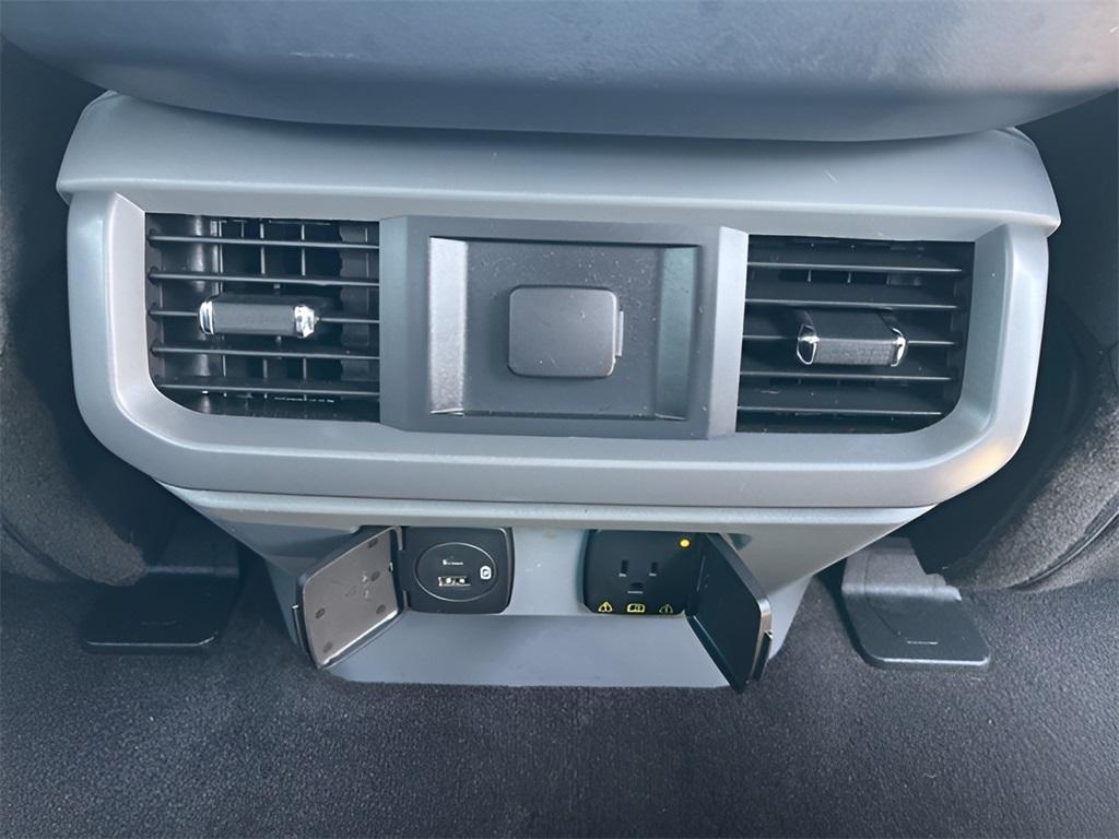 used 2021 Ford F-150 car, priced at $29,788
