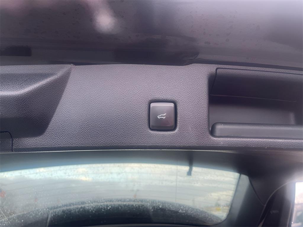used 2022 Ford Escape car, priced at $21,288