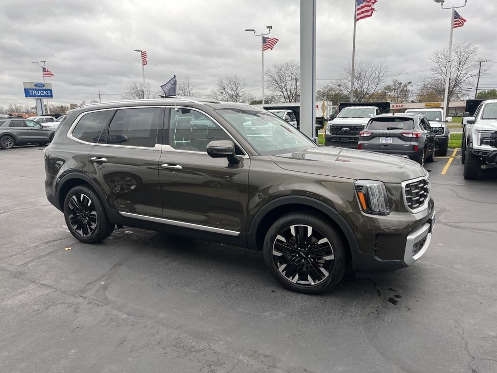 used 2023 Kia Telluride car, priced at $37,688