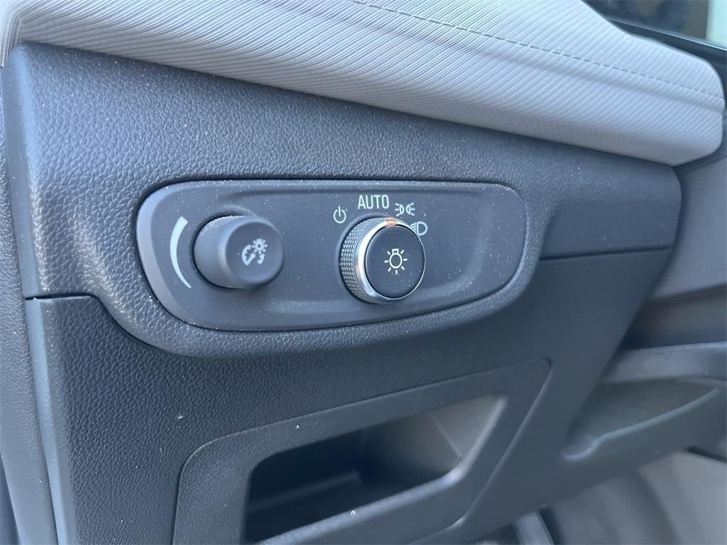 used 2024 Chevrolet TrailBlazer car, priced at $19,288