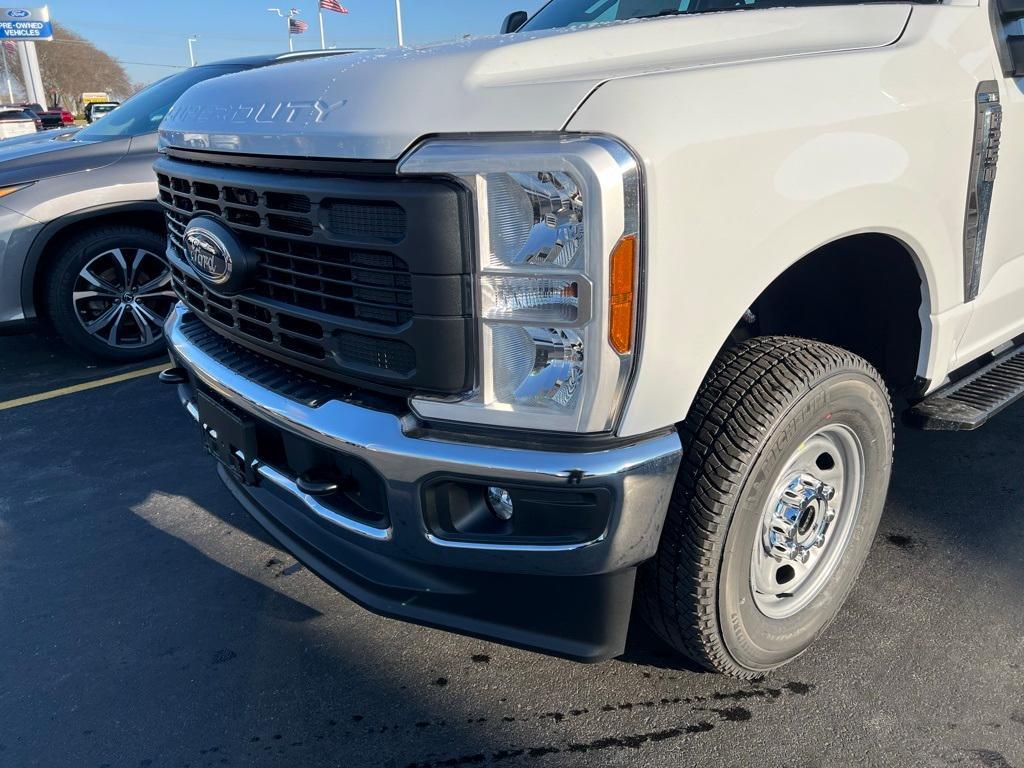 new 2024 Ford F-250 car, priced at $52,890