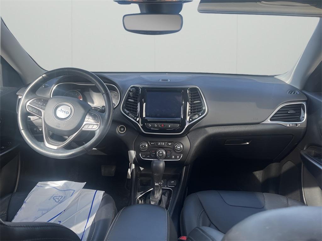 used 2021 Jeep Cherokee car, priced at $18,788