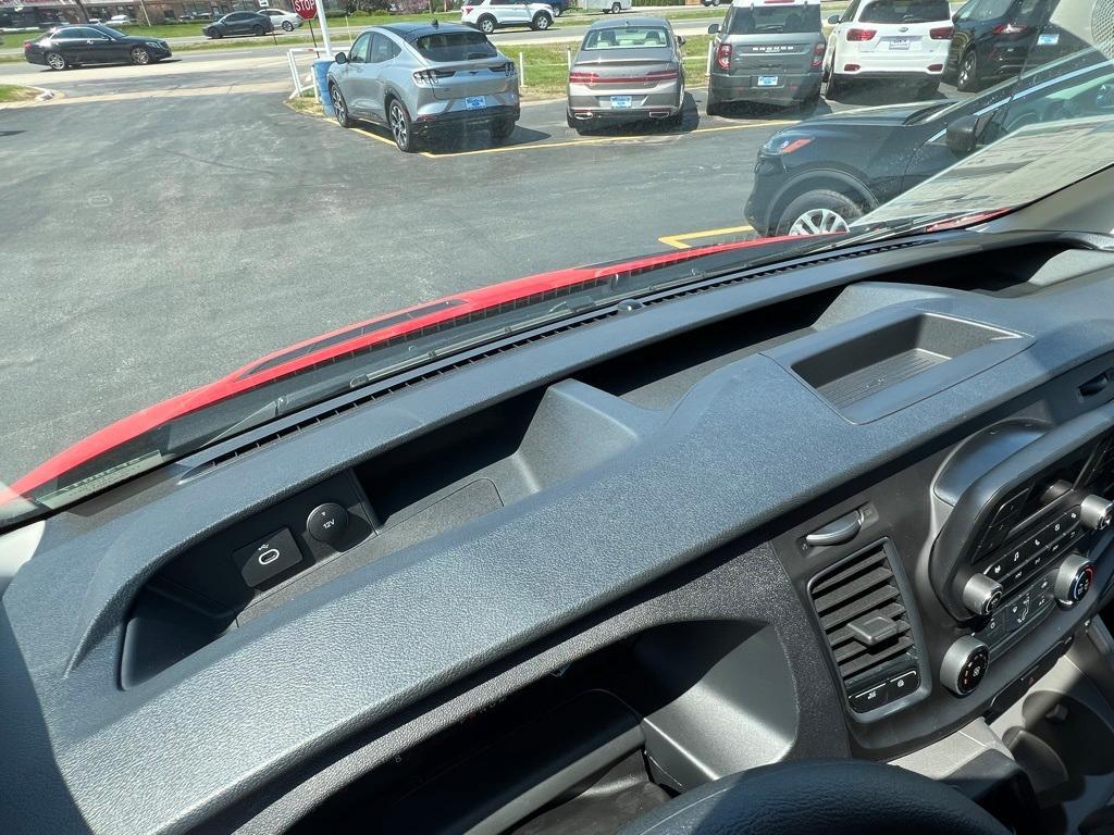 new 2025 Ford Transit-250 car