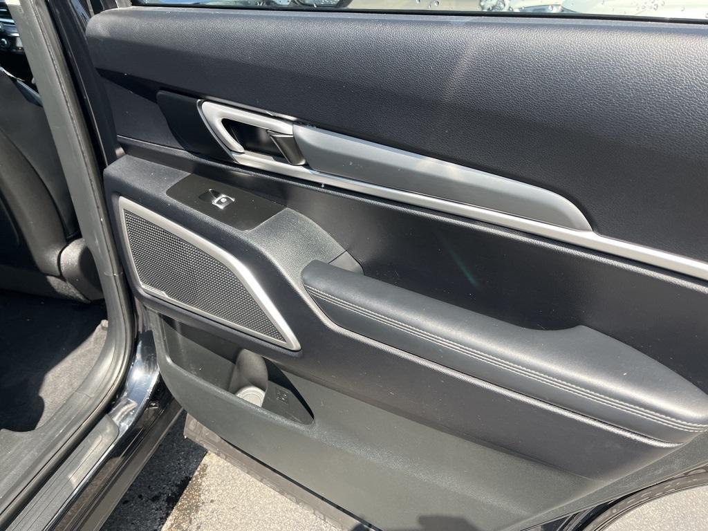 used 2022 Kia Telluride car, priced at $30,388