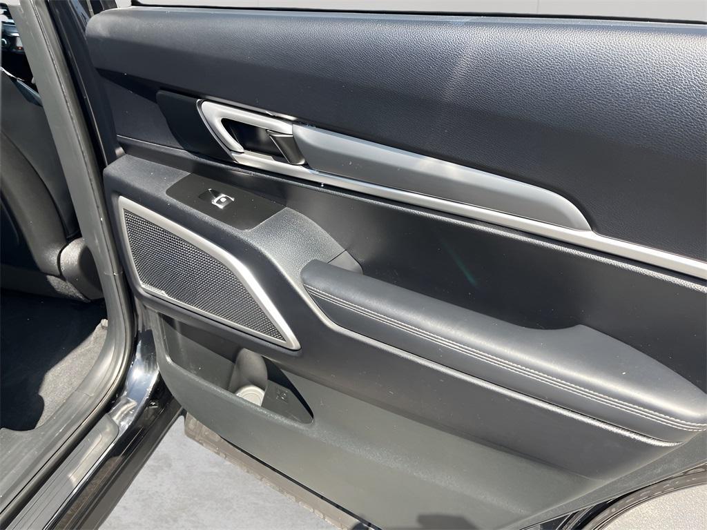 used 2022 Kia Telluride car, priced at $29,788