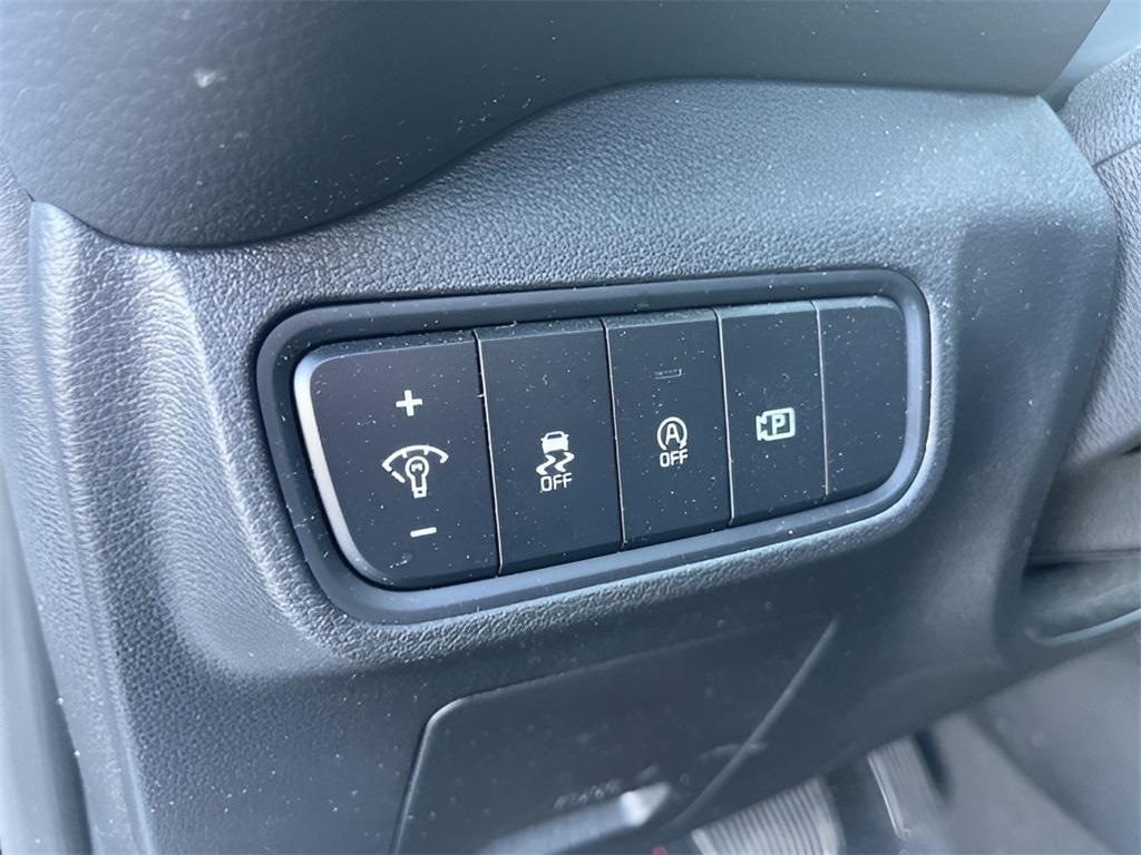 used 2023 Kia Soul car, priced at $23,888