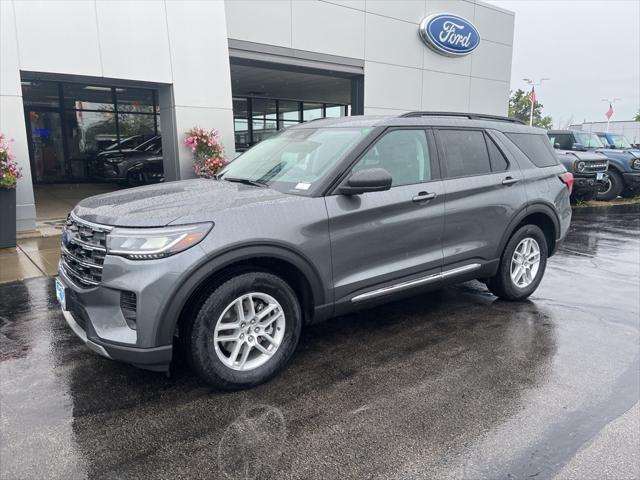 new 2025 Ford Explorer car, priced at $40,949