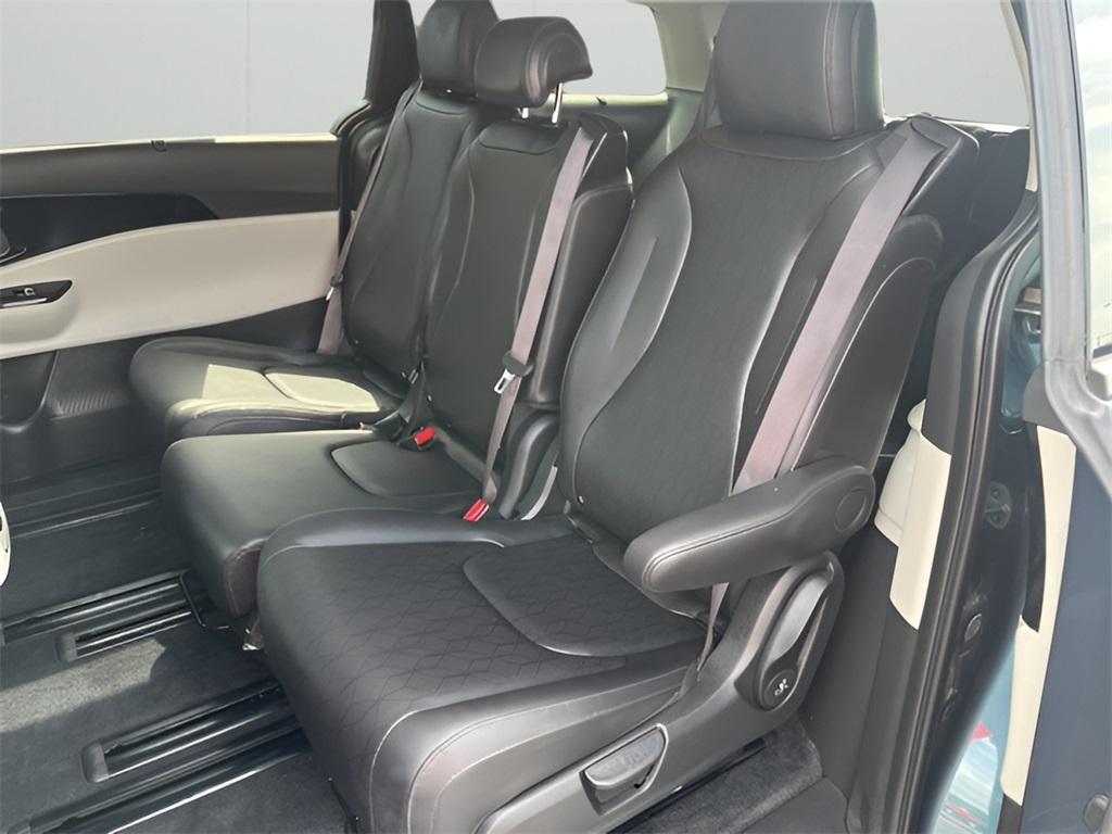 used 2024 Kia Carnival car, priced at $39,888