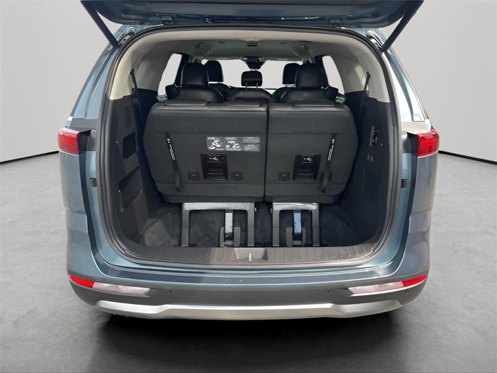 used 2024 Kia Carnival car, priced at $39,888
