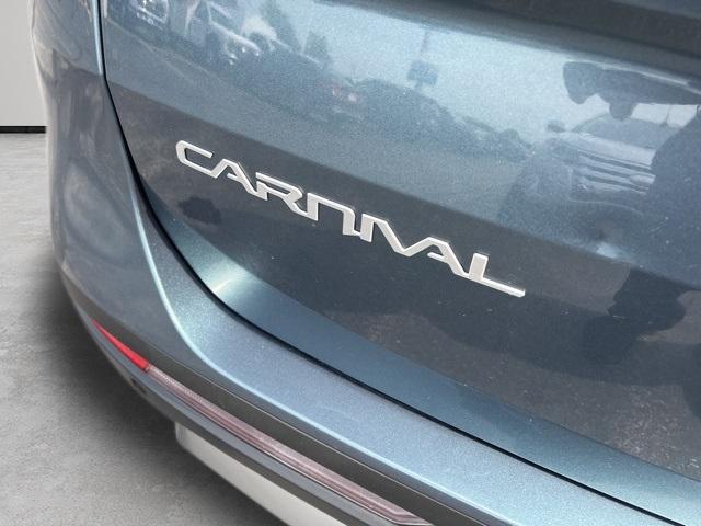 used 2024 Kia Carnival car, priced at $39,888