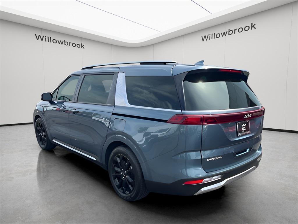 used 2024 Kia Carnival car, priced at $39,888