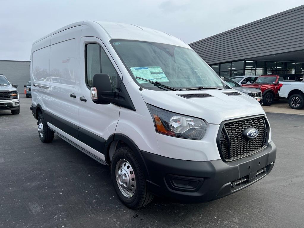 new 2024 Ford Transit-250 car