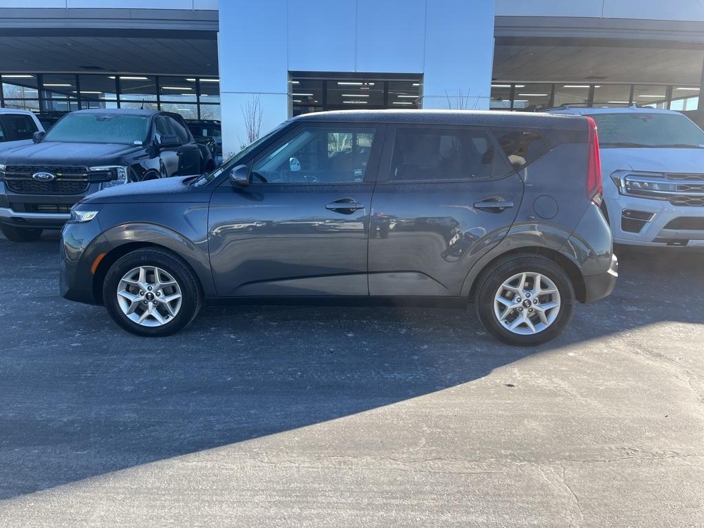 used 2021 Kia Soul car, priced at $14,488