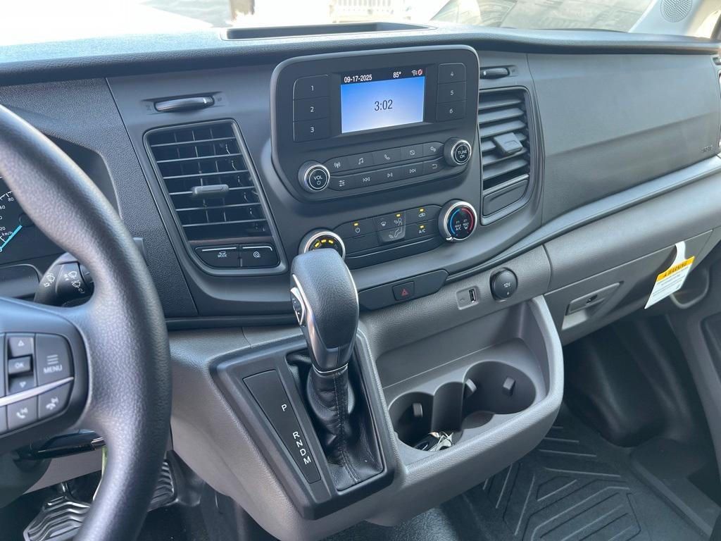 new 2025 Ford Transit-250 car