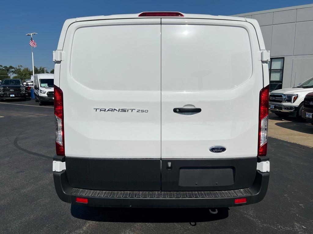 new 2025 Ford Transit-250 car