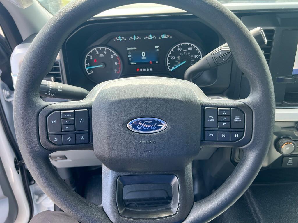 new 2025 Ford F-350 car, priced at $68,190