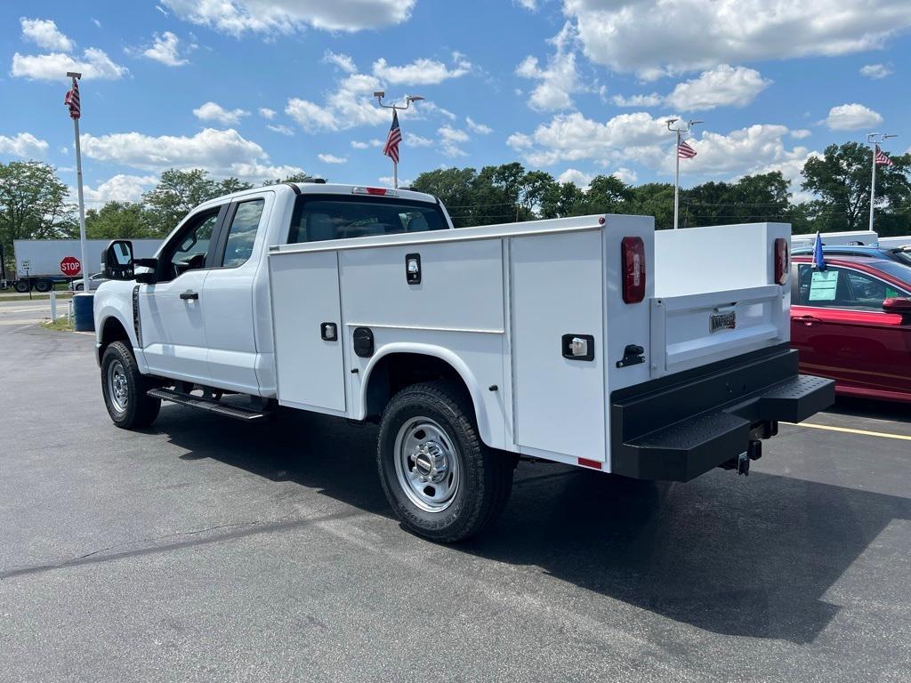 new 2025 Ford F-350 car, priced at $68,190