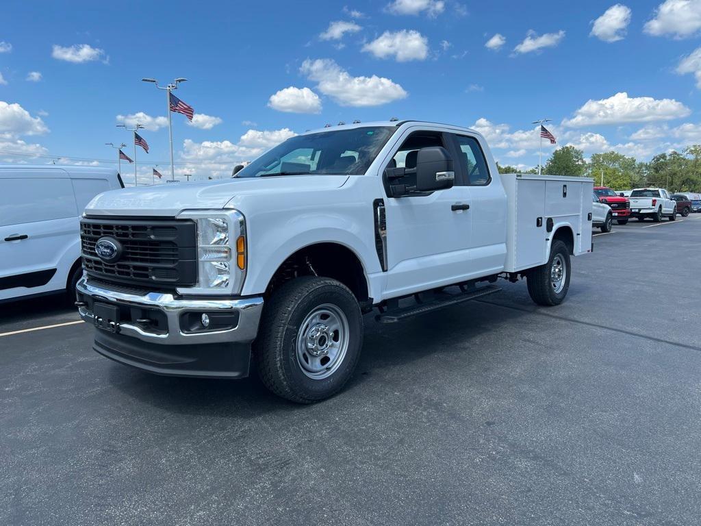 new 2025 Ford F-350 car, priced at $68,190