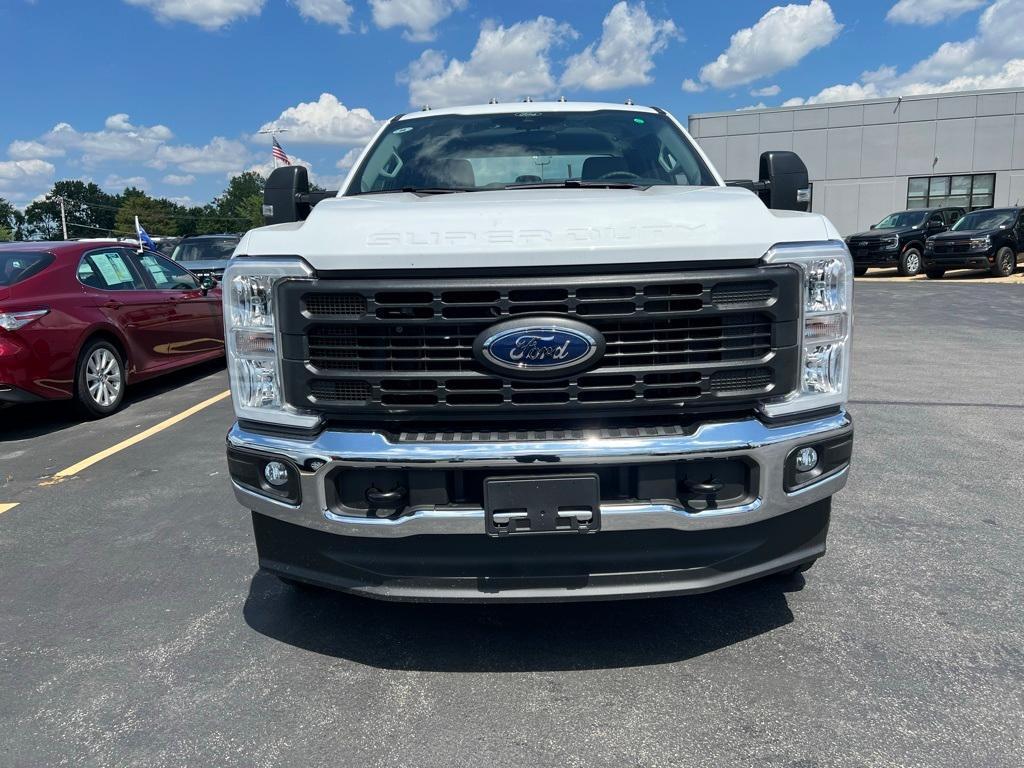 new 2025 Ford F-350 car, priced at $68,190