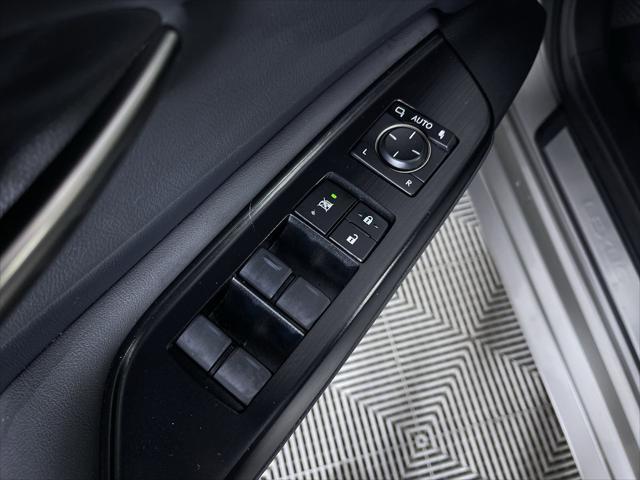 used 2020 Lexus ES 350 car, priced at $30,878