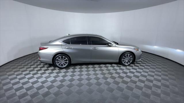 used 2020 Lexus ES 350 car, priced at $30,878