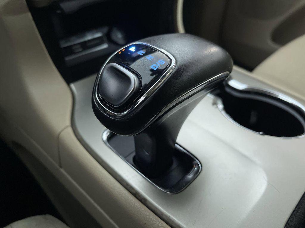 used 2014 Jeep Grand Cherokee car, priced at $9,400