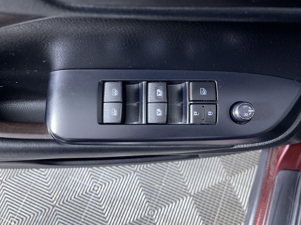 used 2019 Toyota Highlander car, priced at $22,971