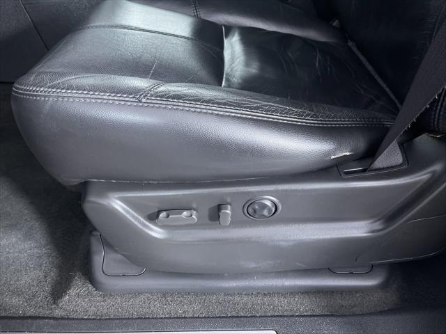 used 2007 Chevrolet Avalanche car, priced at $12,600