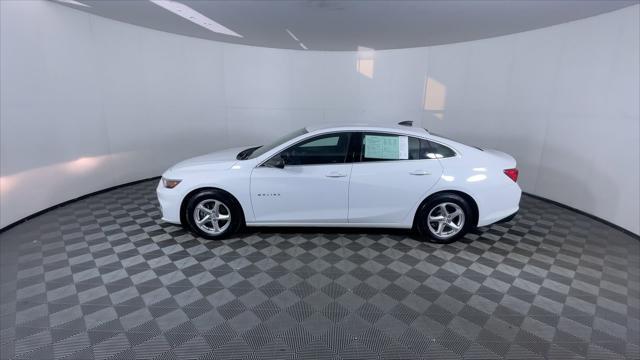 used 2018 Chevrolet Malibu car, priced at $13,611