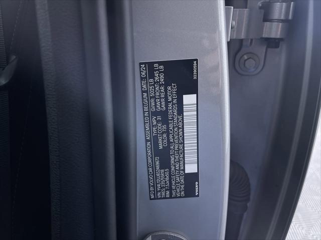 used 2025 Volvo XC40 car, priced at $35,971