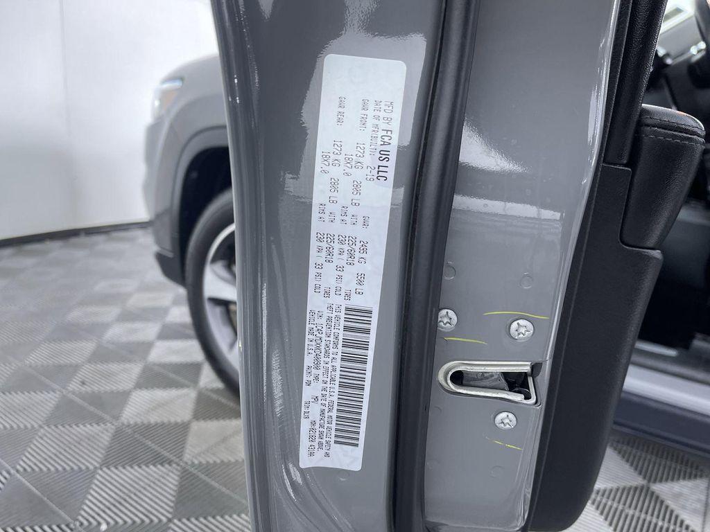 used 2019 Jeep Cherokee car, priced at $14,567