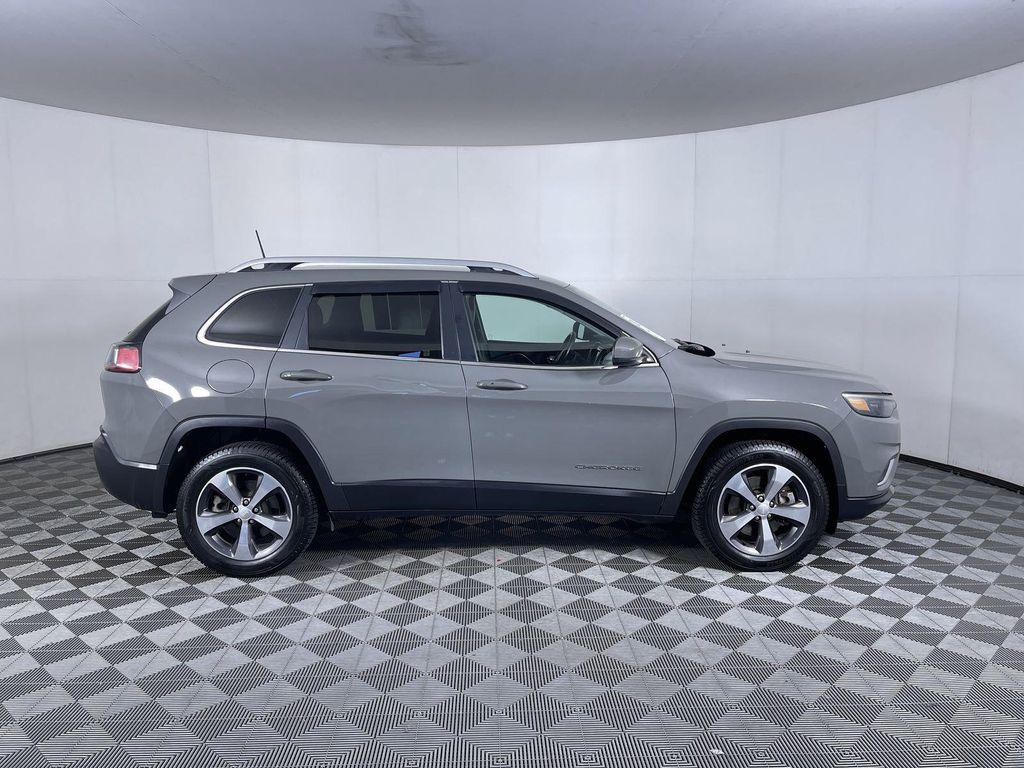 used 2019 Jeep Cherokee car, priced at $14,567