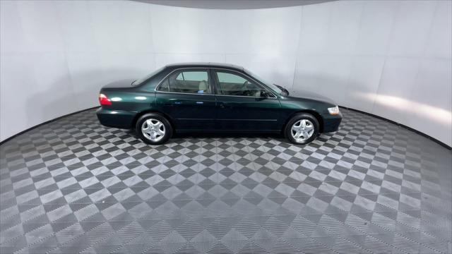 used 2000 Honda Accord car, priced at $4,600