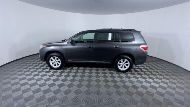 used 2013 Toyota Highlander car, priced at $8,900