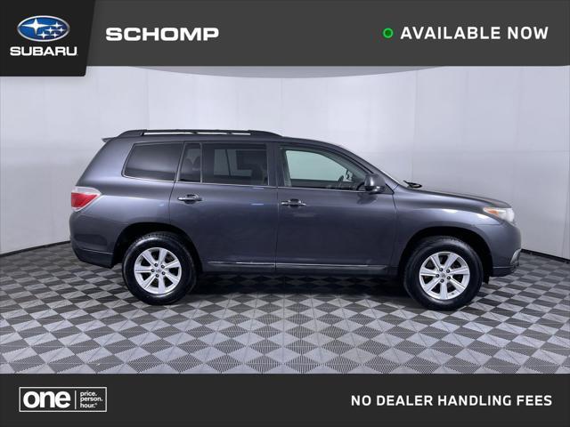 used 2013 Toyota Highlander car, priced at $8,900