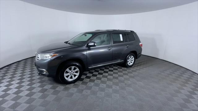 used 2013 Toyota Highlander car, priced at $8,900