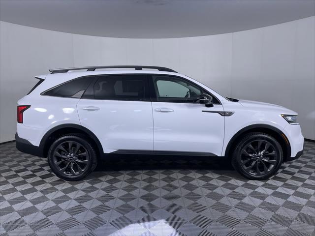 used 2023 Kia Sorento car, priced at $32,820