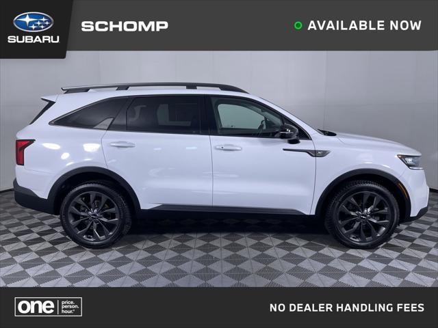 used 2023 Kia Sorento car, priced at $32,820