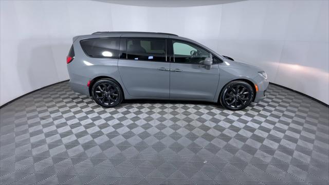 used 2020 Chrysler Pacifica car, priced at $18,351