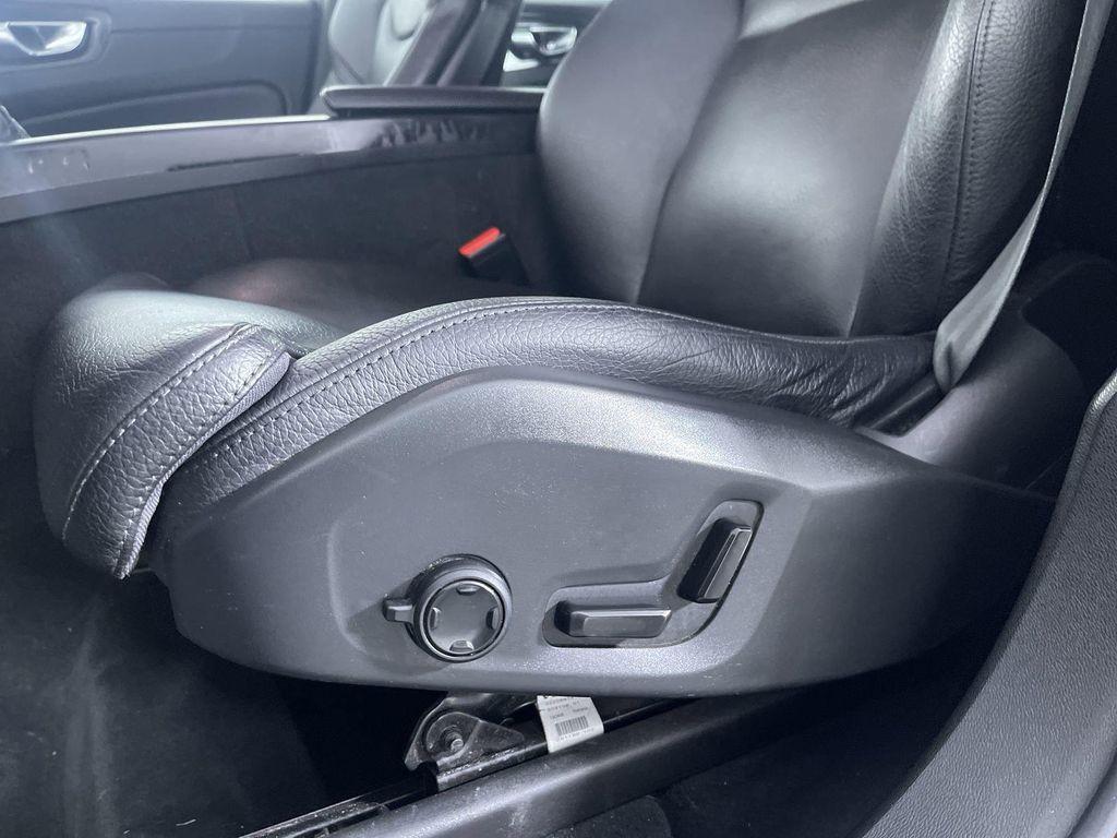 used 2020 Volvo XC60 car, priced at $21,971