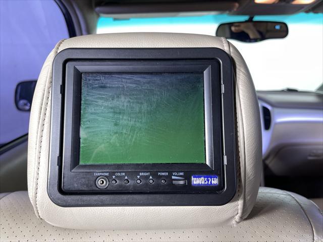 used 2004 Toyota Highlander car, priced at $7,200