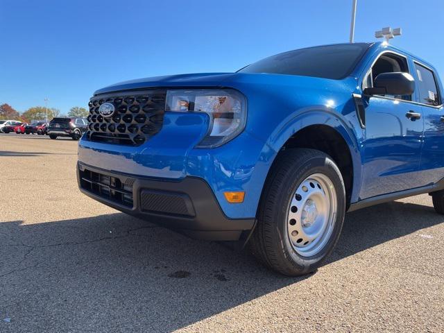 new 2025 Ford Maverick car