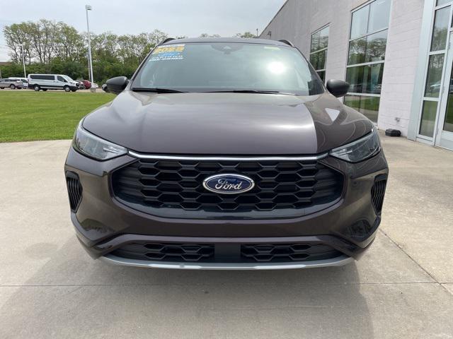 used 2023 Ford Escape car, priced at $28,995