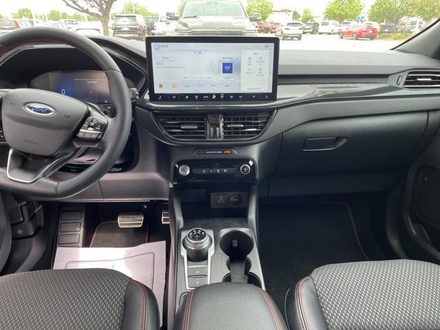 used 2023 Ford Escape car, priced at $30,995