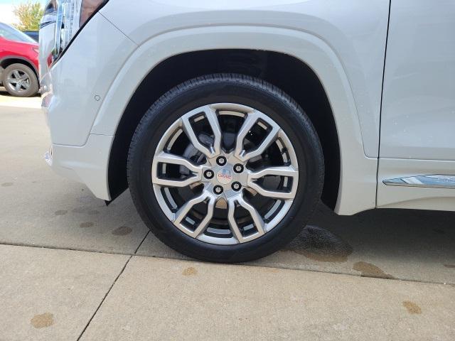 used 2024 GMC Terrain car, priced at $31,995