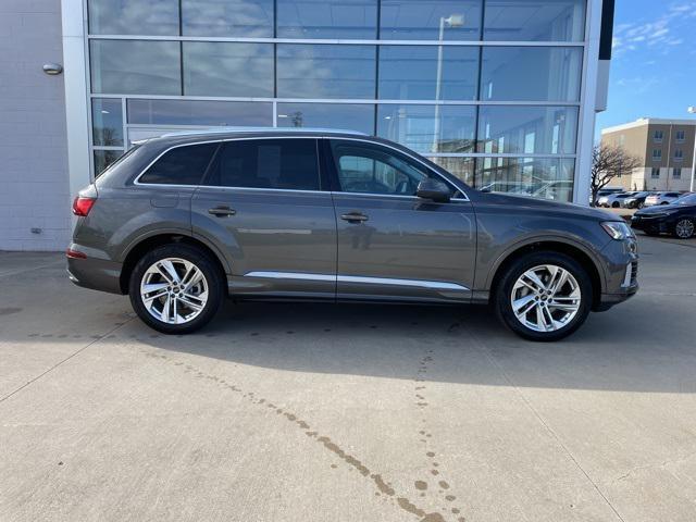 used 2024 Audi Q7 car, priced at $54,995