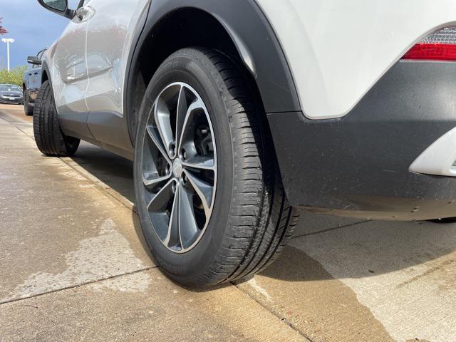 used 2023 Buick Encore GX car, priced at $22,995